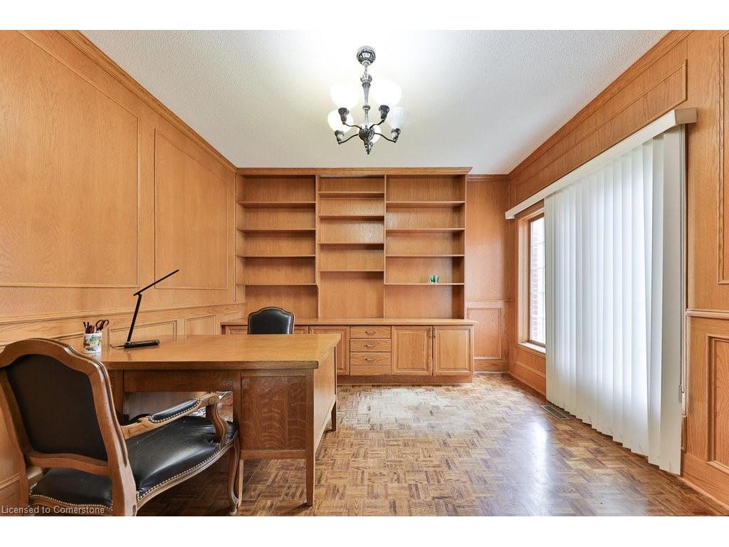 









2390


Mississauga

Road,
Mississauga,




ON
L5H 2L1

