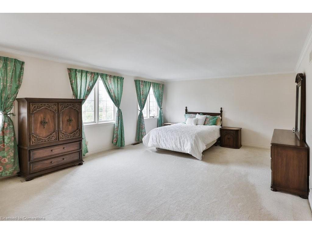 









2390


Mississauga

Road,
Mississauga,




ON
L5H 2L1

