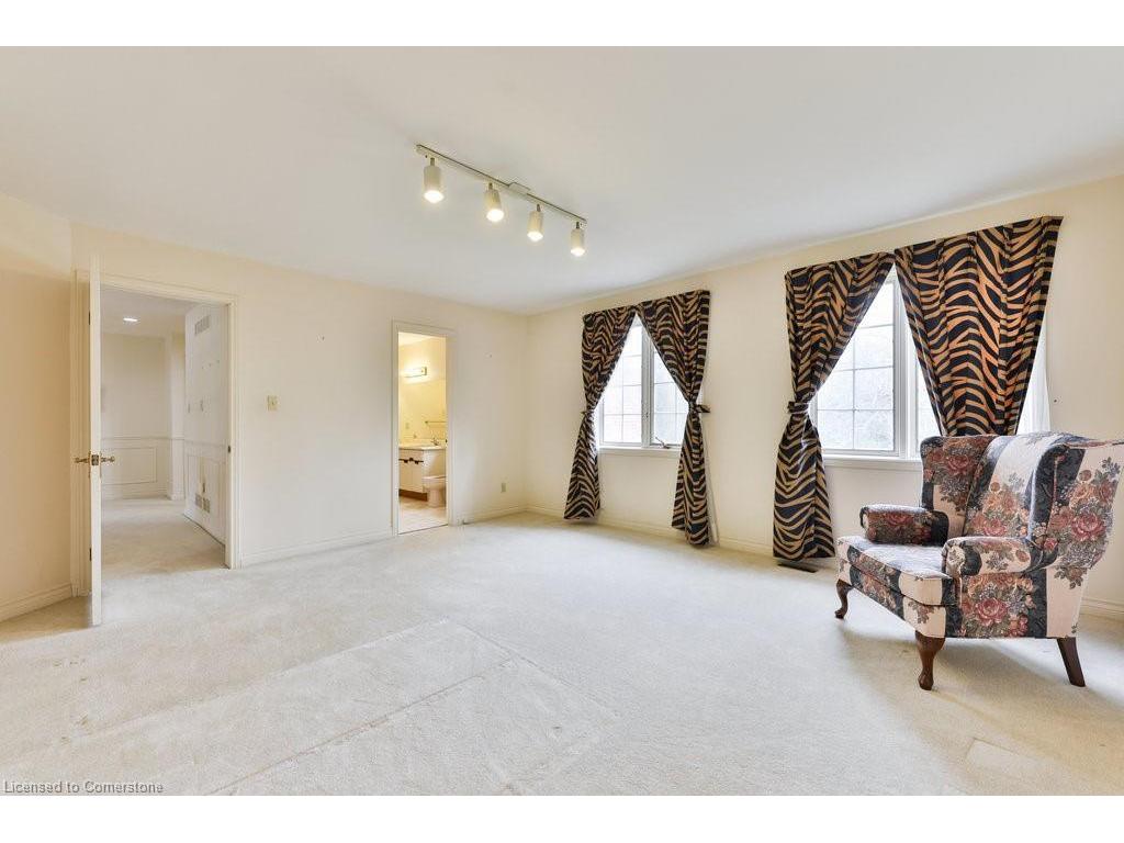 









2390


Mississauga

Road,
Mississauga,




ON
L5H 2L1

