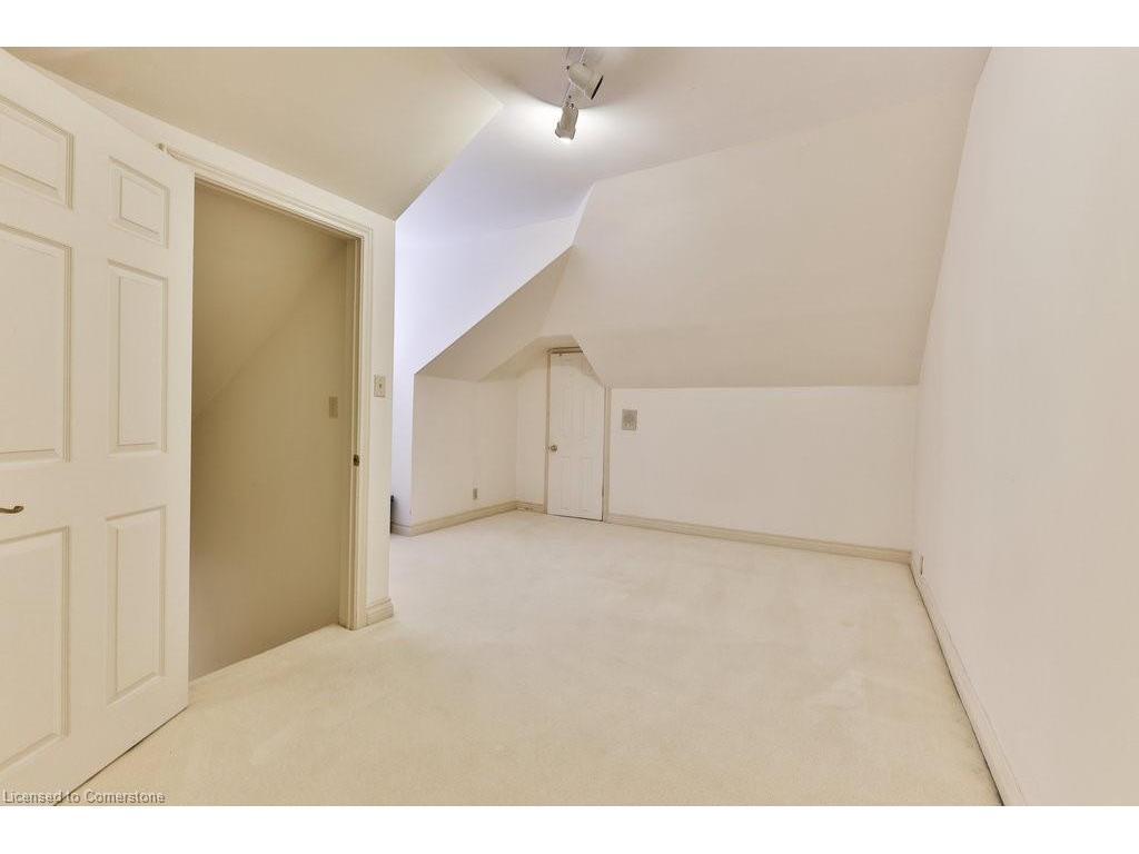 









2390


Mississauga

Road,
Mississauga,




ON
L5H 2L1

