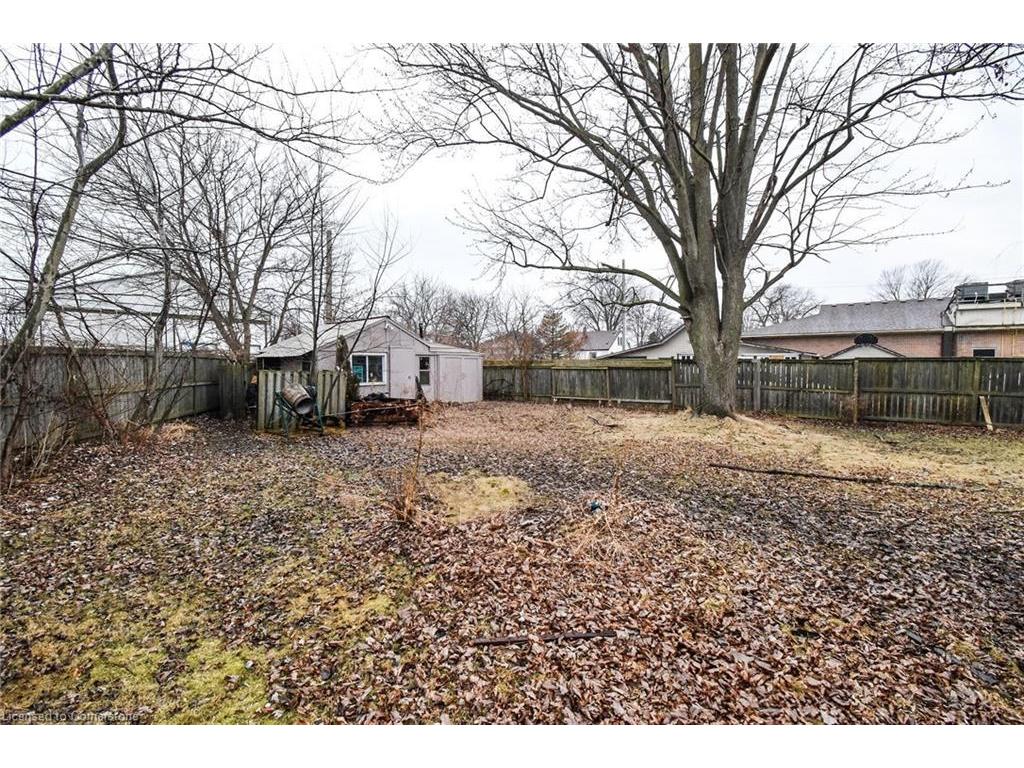 









616


Broad

Street East,
Dunnville,




ON
N1A 1H1

