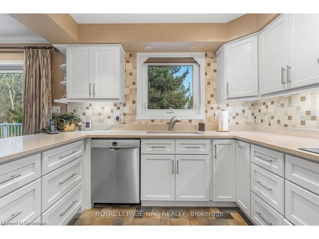 









38


Colonel Butler

Crescent,
Niagara-on-the-Lake,




ON
L0S 1J0

