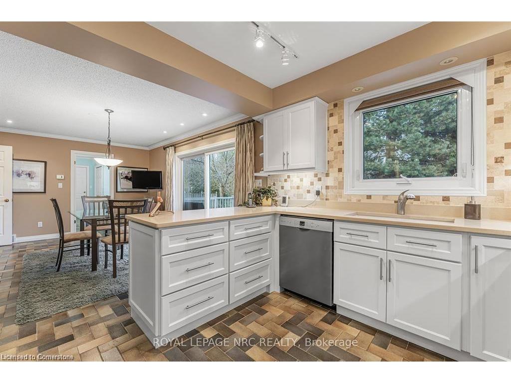 









38


Colonel Butler

Crescent,
Niagara-on-the-Lake,




ON
L0S 1J0

