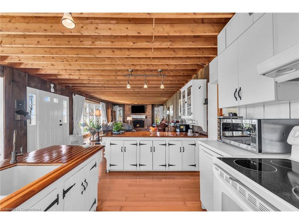 









555


Edgewater

Place,
Dunnville,




ON
N1A 2W8

