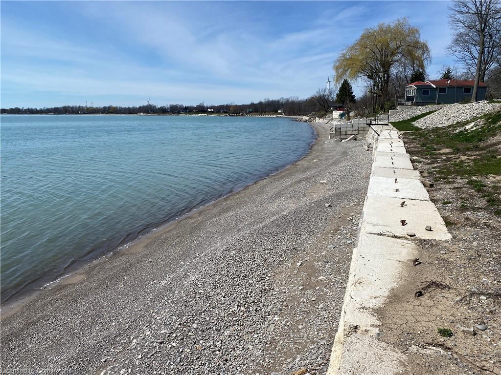 









555


Edgewater

Place,
Dunnville,




ON
N1A 2W8

