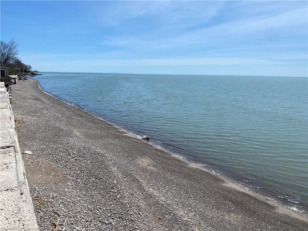 









555


Edgewater

Place,
Dunnville,




ON
N1A 2W8

