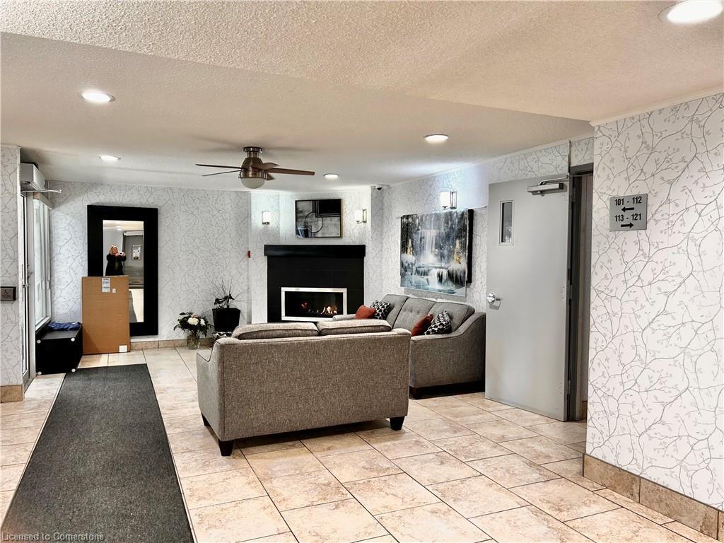 









198


Scott

Street, 220,
St. Catharines,




ON
L2N 5T3

