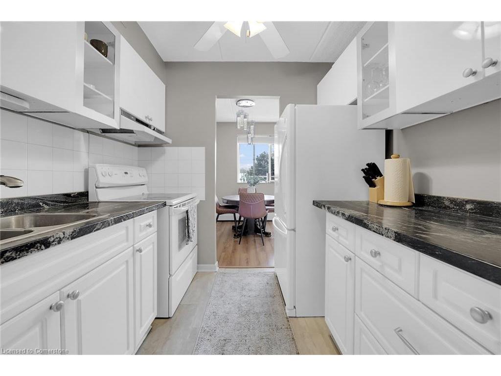 









198


Scott

Street, 220,
St. Catharines,




ON
L2N 5T3

