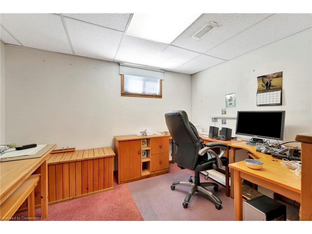 









429


Norrie

Crescent,
Burlington,




ON
L7L 3S4

