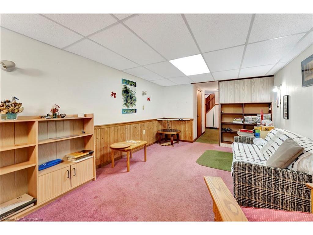 









429


Norrie

Crescent,
Burlington,




ON
L7L 3S4


