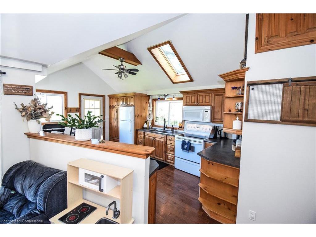 









617


Marshagen

Road,
Dunnville,




ON
N1A 2W7

