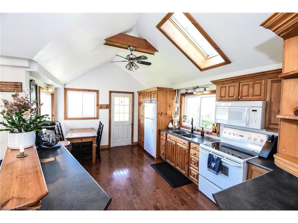 









617


Marshagen

Road,
Dunnville,




ON
N1A 2W7

