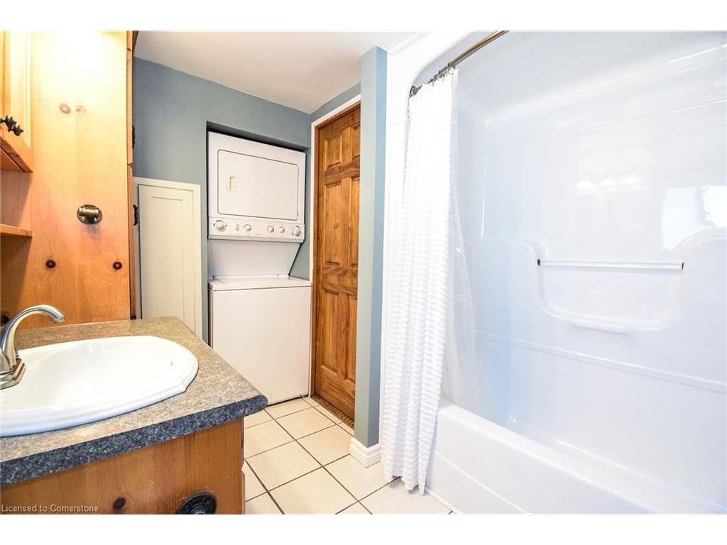 









617


Marshagen

Road,
Dunnville,




ON
N1A 2W7

