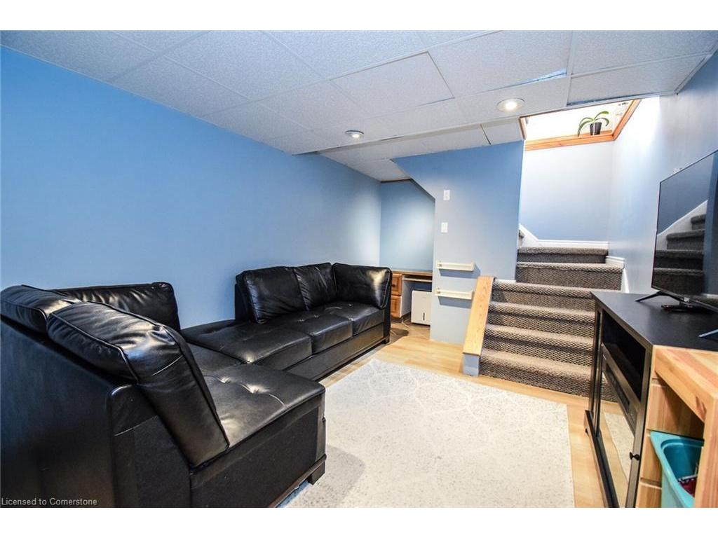 









617


Marshagen

Road,
Dunnville,




ON
N1A 2W7

