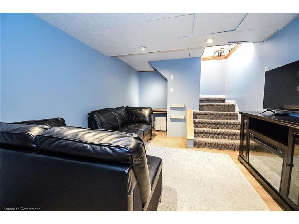 









617


Marshagen

Road,
Dunnville,




ON
N1A 2W7

