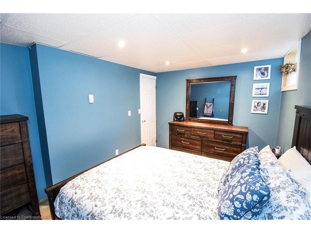 









617


Marshagen

Road,
Dunnville,




ON
N1A 2W7

