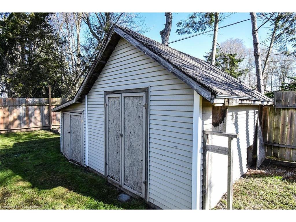 









617


Marshagen

Road,
Dunnville,




ON
N1A 2W7


