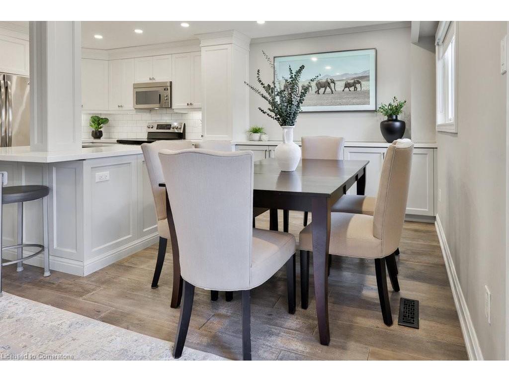 









1558


Lancaster

Drive, 66,
Oakville,




ON
L6H 2Z4

