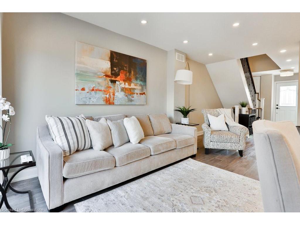 









1558


Lancaster

Drive, 66,
Oakville,




ON
L6H 2Z4


