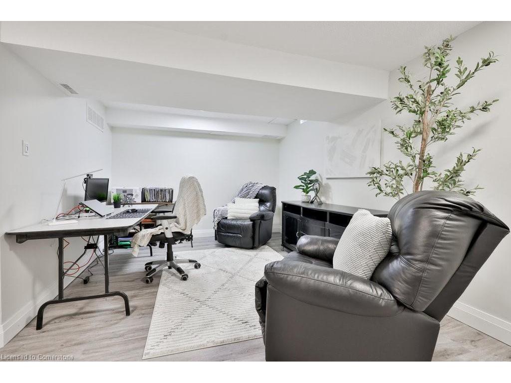 









1558


Lancaster

Drive, 66,
Oakville,




ON
L6H 2Z4

