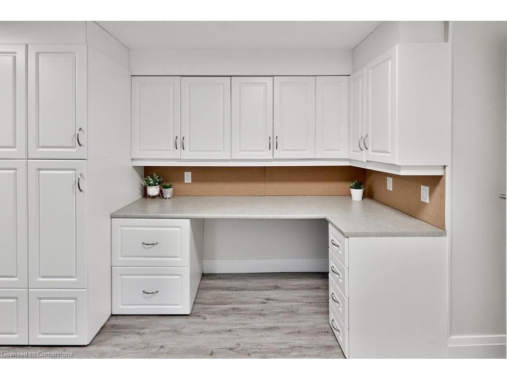 









1558


Lancaster

Drive, 66,
Oakville,




ON
L6H 2Z4

