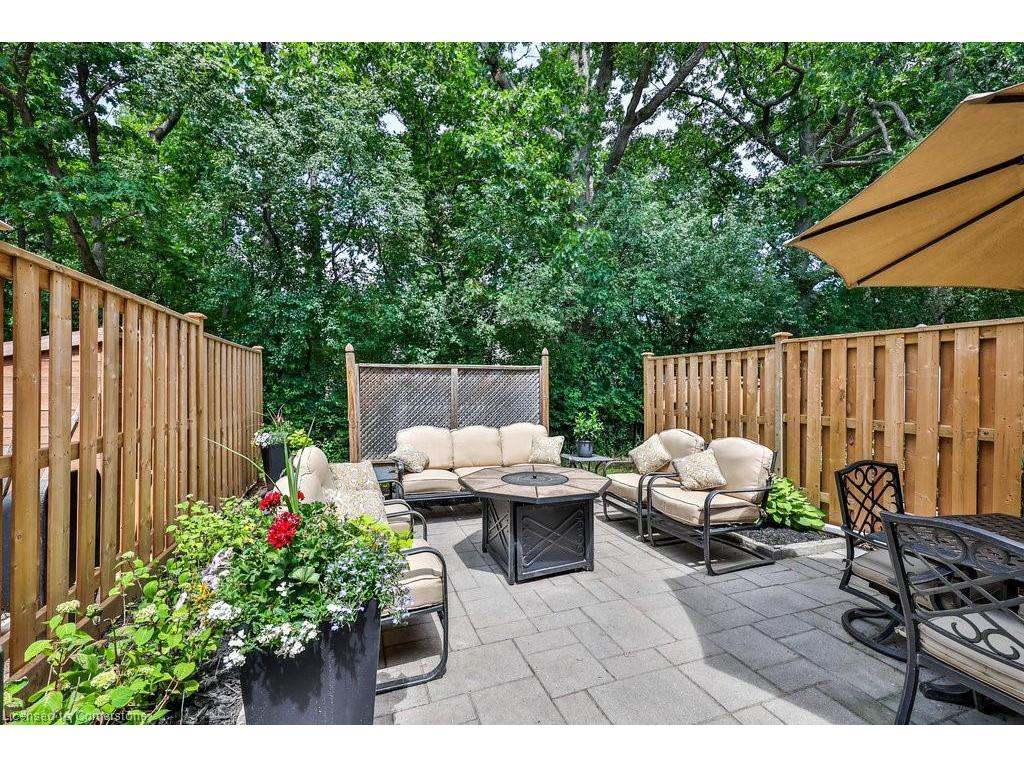 









1558


Lancaster

Drive, 66,
Oakville,




ON
L6H 2Z4

