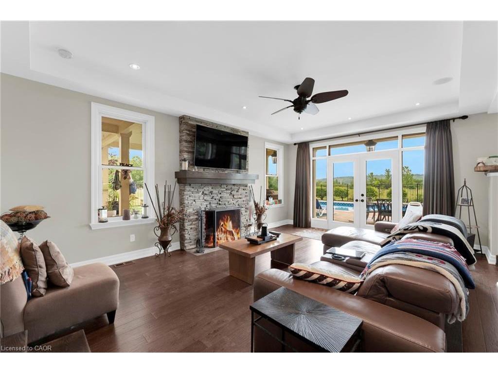 









915


Queenston

Road,
Niagara-on-the-Lake,




ON
L0S 1J0

