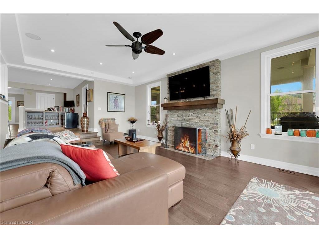 









915


Queenston

Road,
Niagara-on-the-Lake,




ON
L0S 1J0

