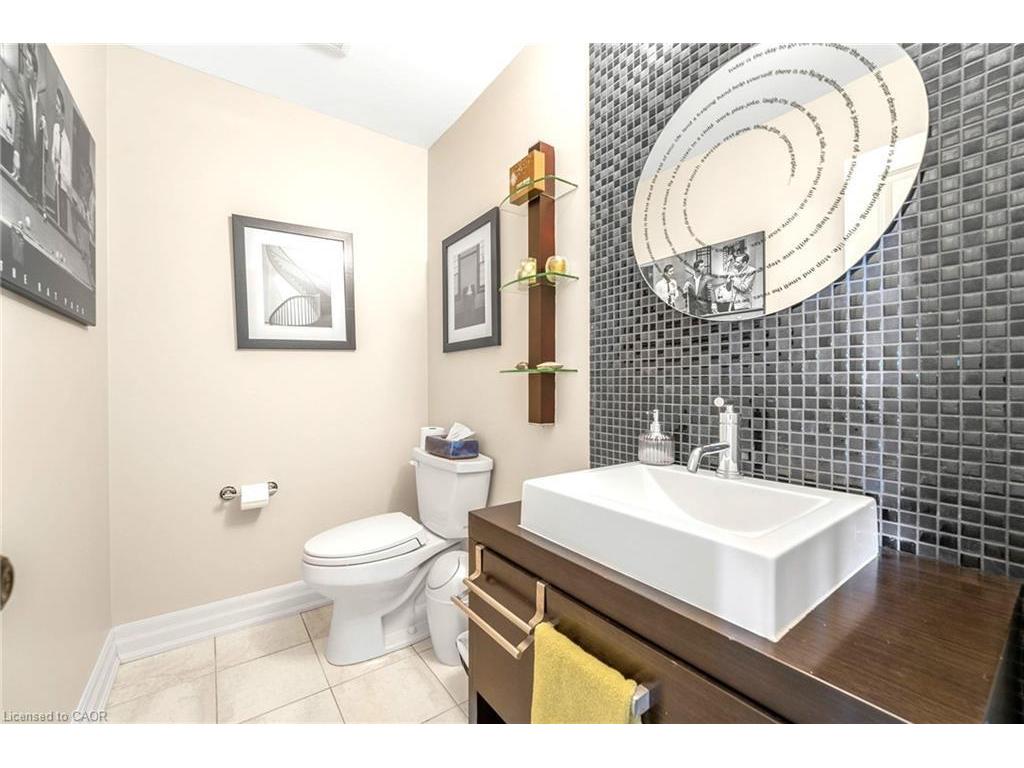 









915


Queenston

Road,
Niagara-on-the-Lake,




ON
L0S 1J0

