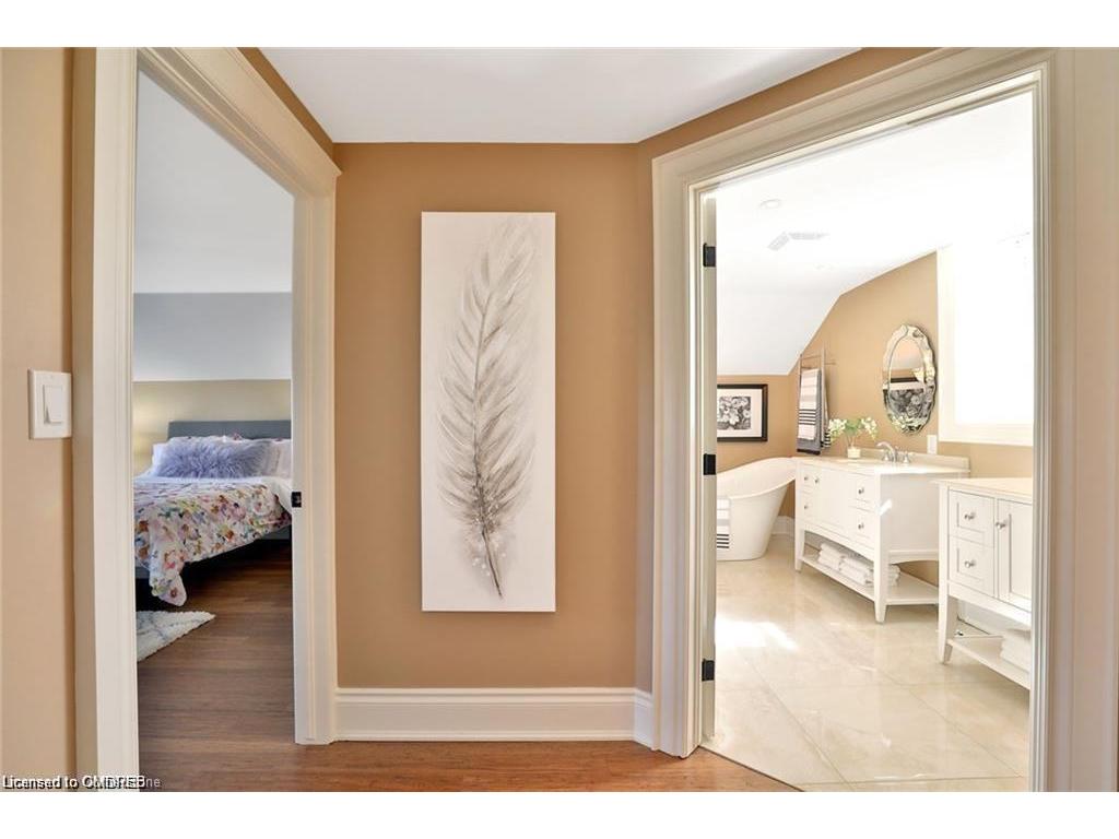 









4197


Walkers

Line,
Burlington,




ON
L7M 0Y3

