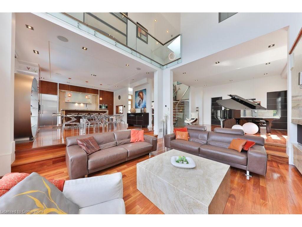 









622


Kozel

Court,
Mississauga,




ON
L4Z 4E4

