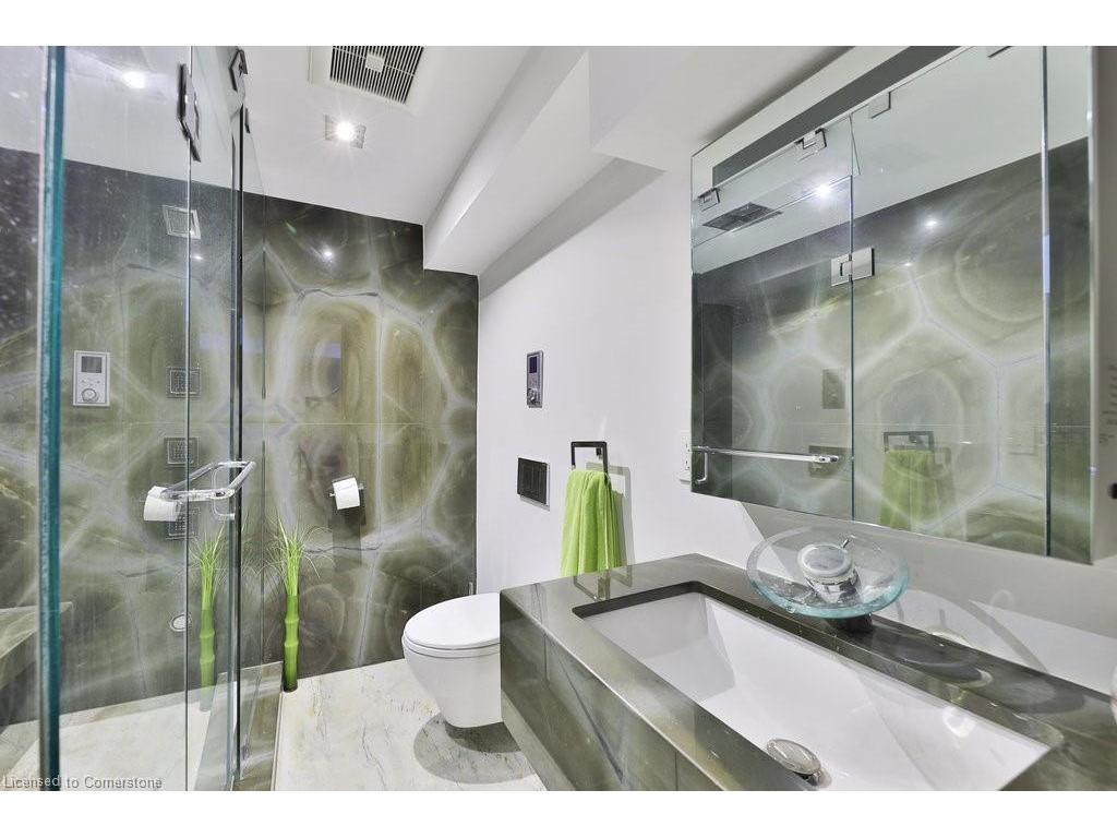 









622


Kozel

Court,
Mississauga,




ON
L4Z 4E4

