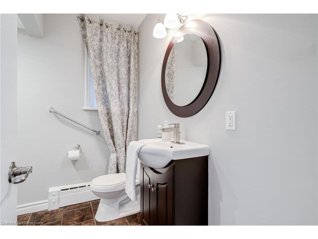 









15


Empress

Avenue,
Hamilton,




ON
L9A 1M1

