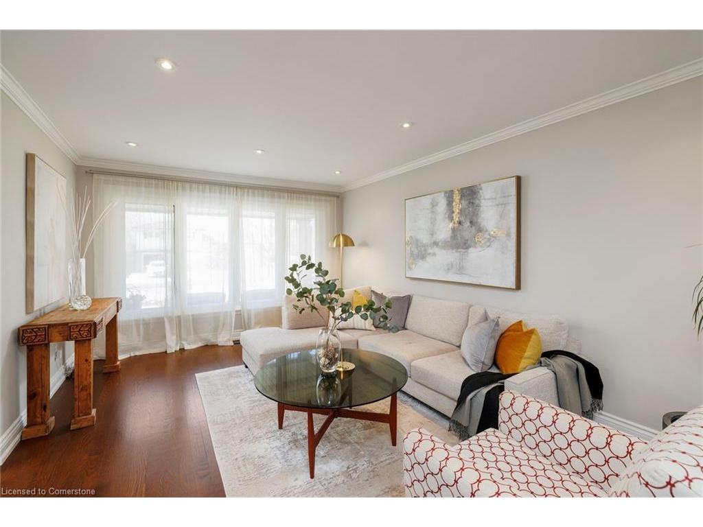 









2358


Canso

Road,
Oakville,




ON
L6J 5W6

