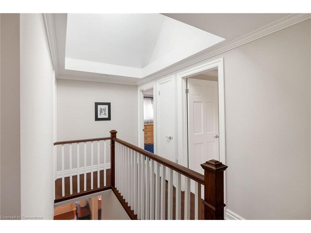 









2358


Canso

Road,
Oakville,




ON
L6J 5W6

