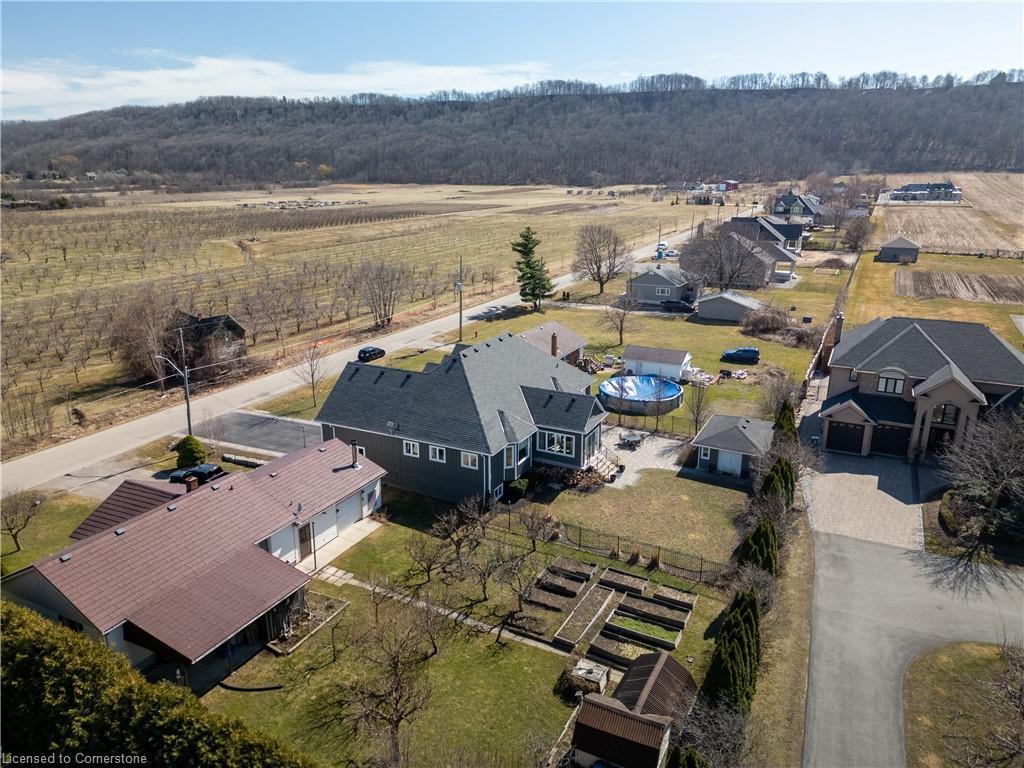 









211


Lewis

Road,
Stoney Creek,




ON
L8E 5G7

