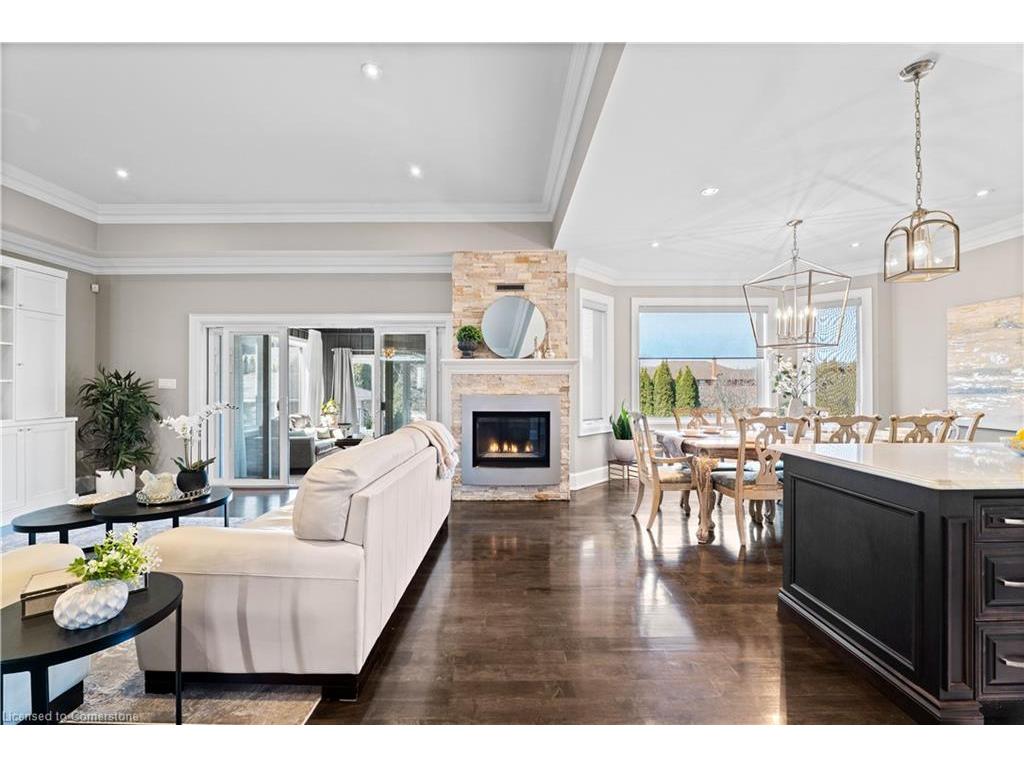 









211


Lewis

Road,
Stoney Creek,




ON
L8E 5G7

