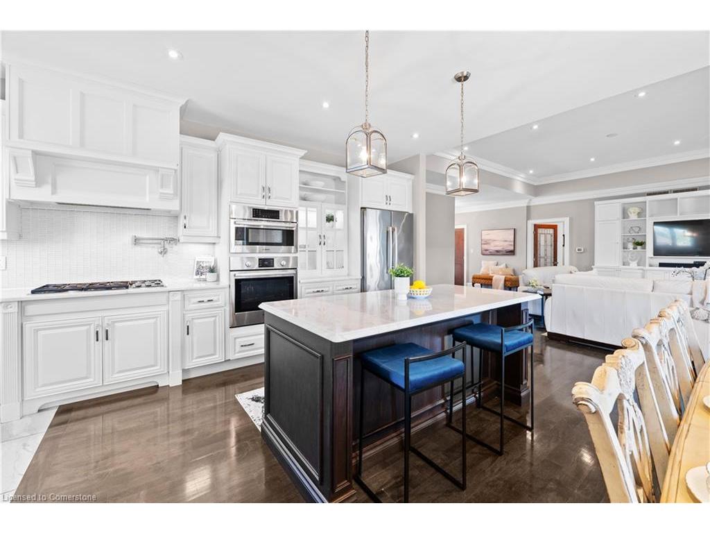 









211


Lewis

Road,
Stoney Creek,




ON
L8E 5G7

