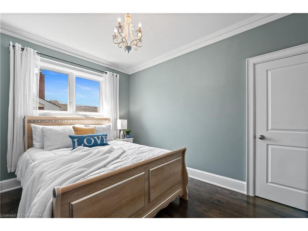 









211


Lewis

Road,
Stoney Creek,




ON
L8E 5G7

