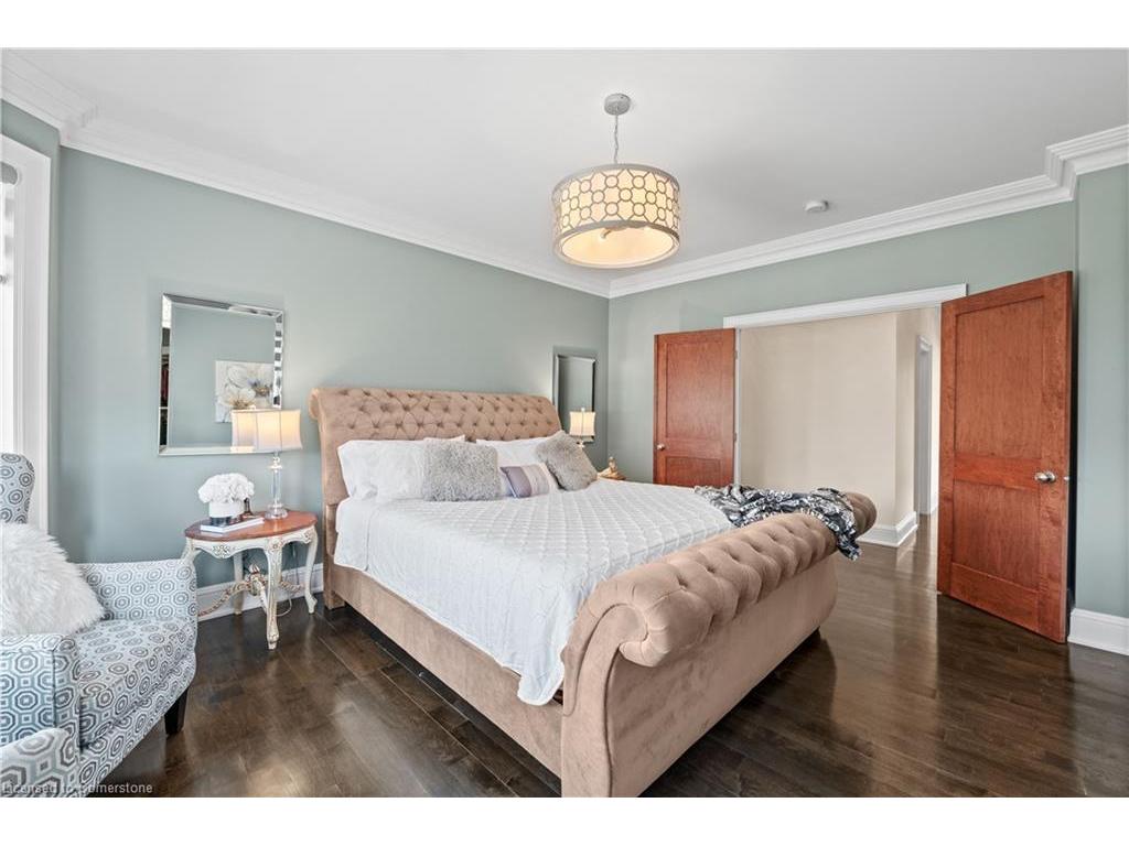 









211


Lewis

Road,
Stoney Creek,




ON
L8E 5G7

