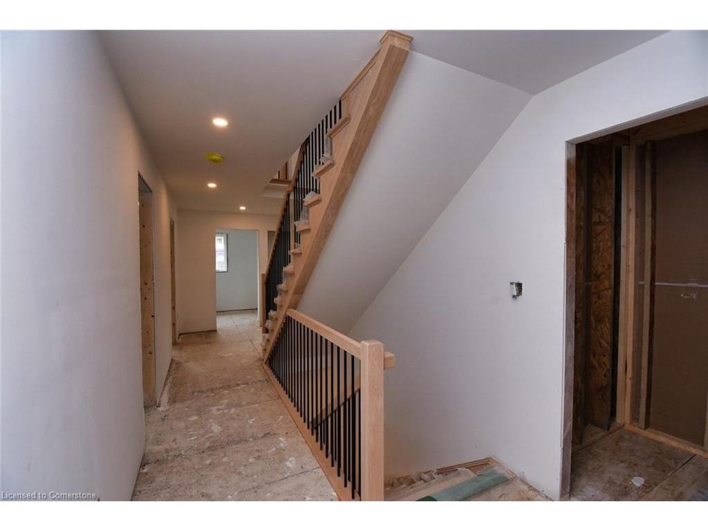 









279


Hess

Street South,
Hamilton,




ON
L8P 3P6

