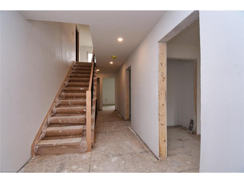 









279


Hess

Street South,
Hamilton,




ON
L8P 3P6

