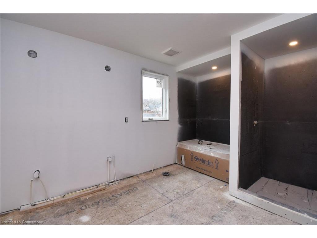 









279


Hess

Street South,
Hamilton,




ON
L8P 3P6

