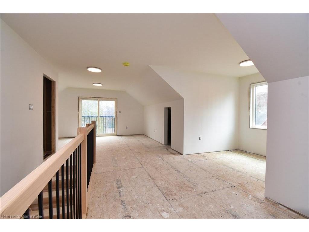 









279


Hess

Street South,
Hamilton,




ON
L8P 3P6

