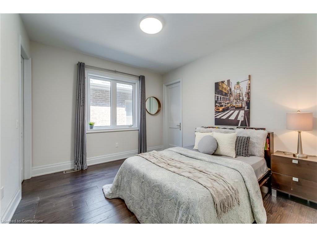 









377


Tudor

Avenue,
Oakville,




ON
L6K 0G8

