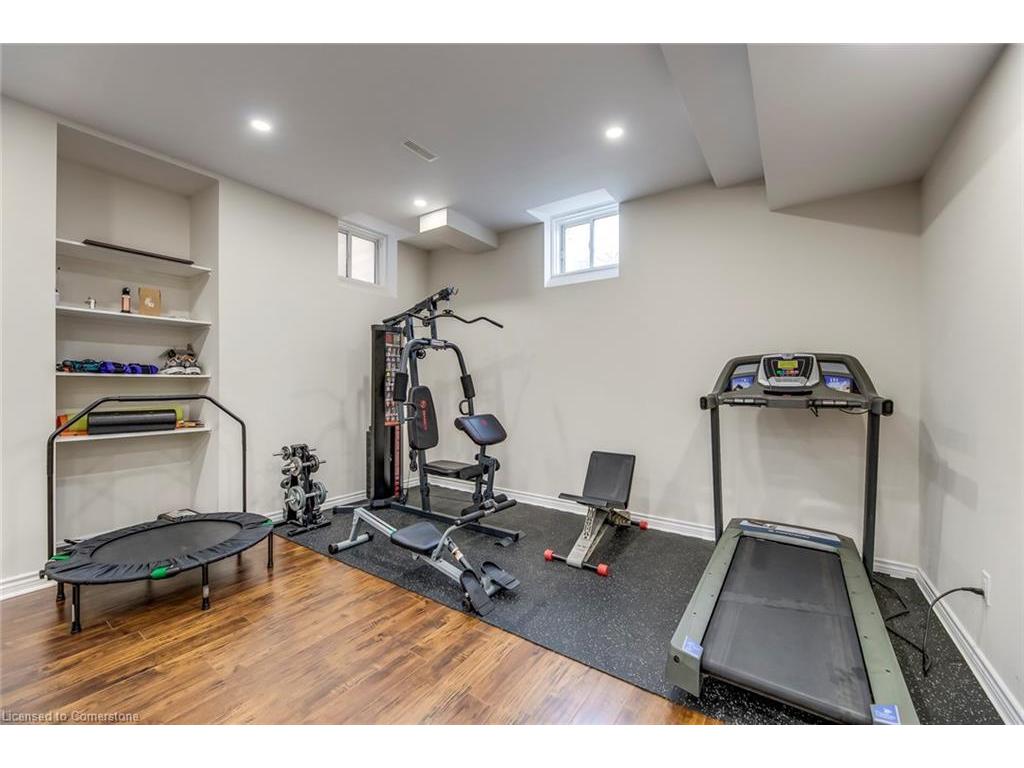 









377


Tudor

Avenue,
Oakville,




ON
L6K 0G8

