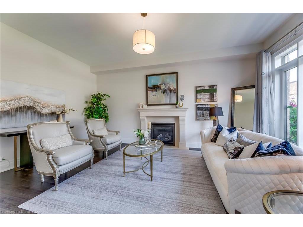 









377


Tudor

Avenue,
Oakville,




ON
L6K 0G8

