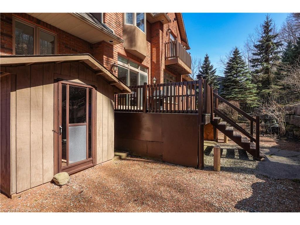 









130


Dorchester

Drive,
Grimsby,




ON
L3M 1A8

