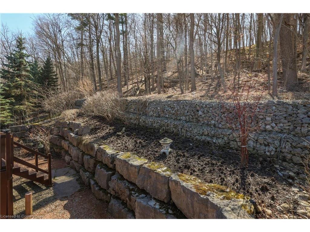 









130


Dorchester

Drive,
Grimsby,




ON
L3M 1A8

