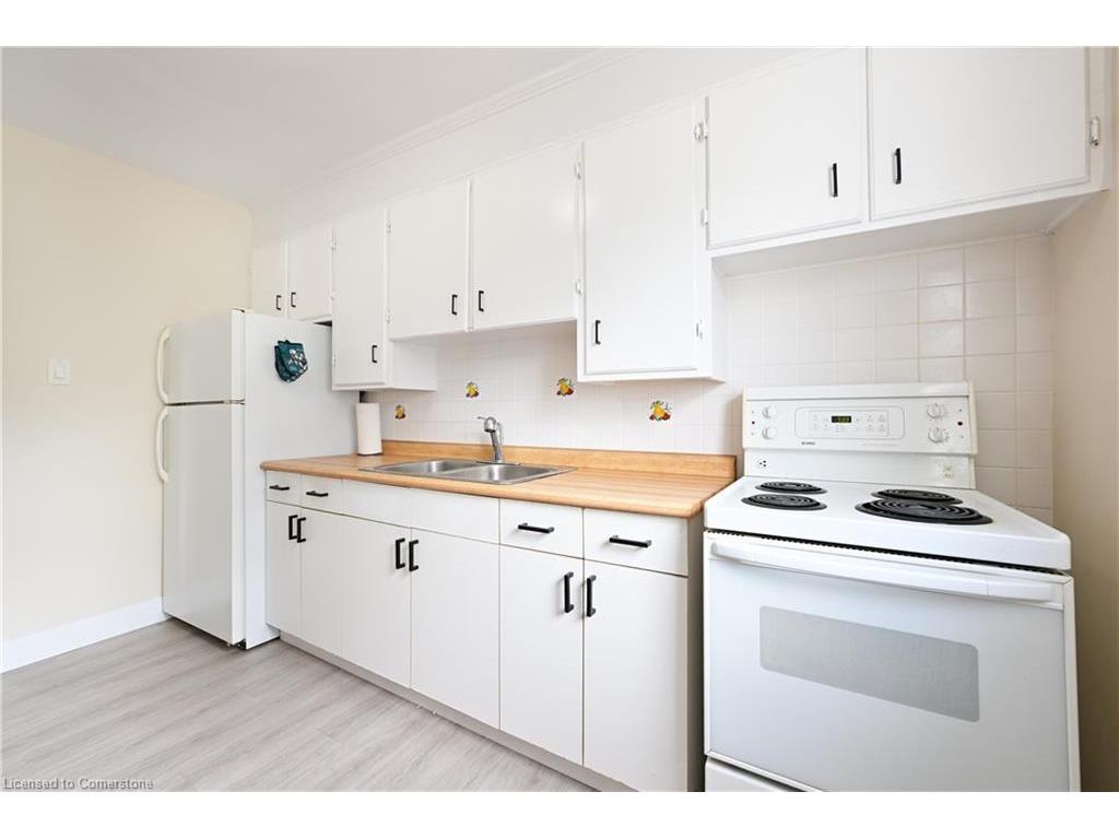 









2418


New

Street, 11,
Burlington,




ON
L7R 1J6

